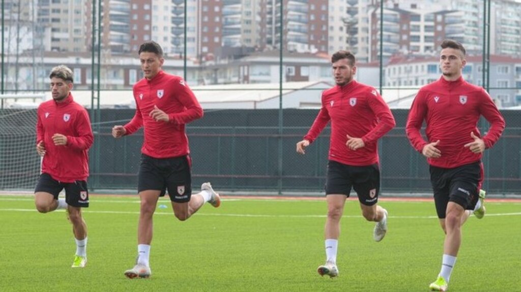 Samsunspor’un Erzurum Hazırlıkları Aliağa’da Başladı!