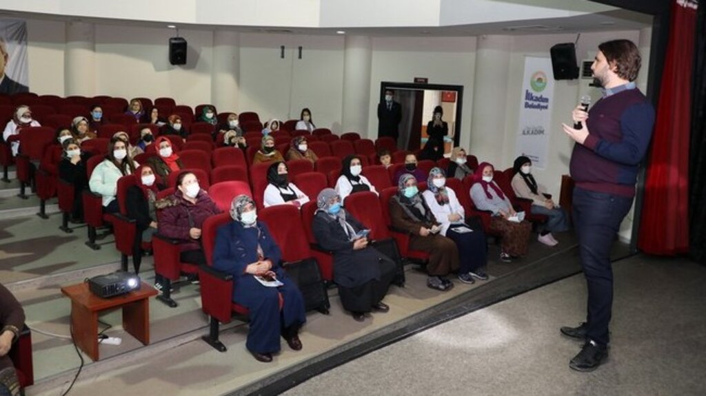 İlkadım Personeline Sağlıklı Yaşam Semineri Verildi!