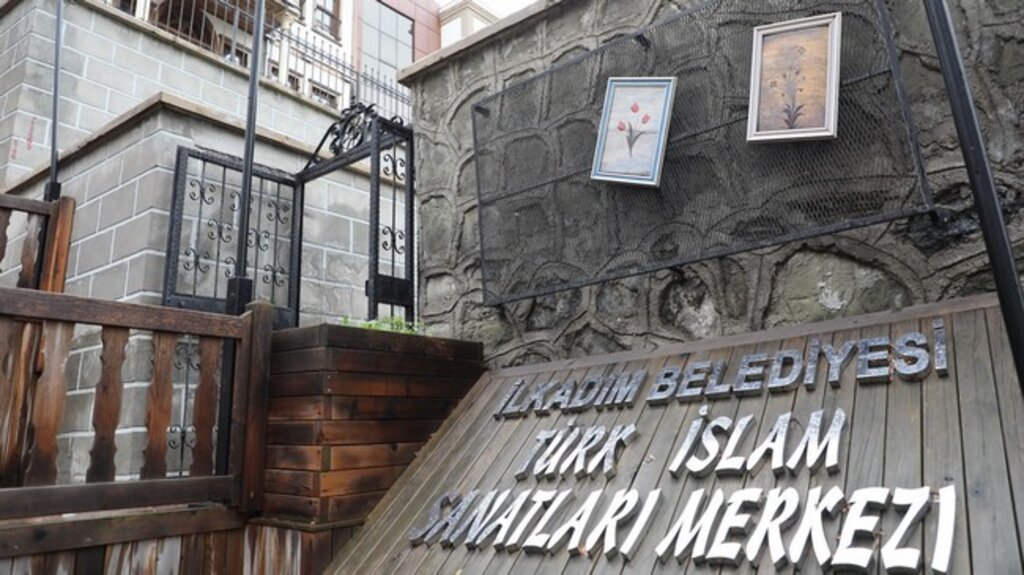 İlkadım Türk-İslam Sanat Merkezi Gençlerin İlgi Odağı Oldu!