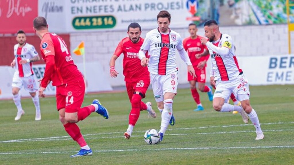 Samsunspor İstanbul'da Kaybetti!