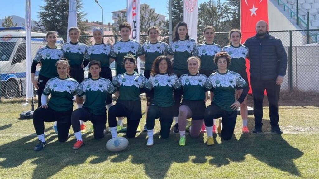 Çarşamba Belediyespor Ragbi Kadın Takımı Final Etabına Yükseldi!