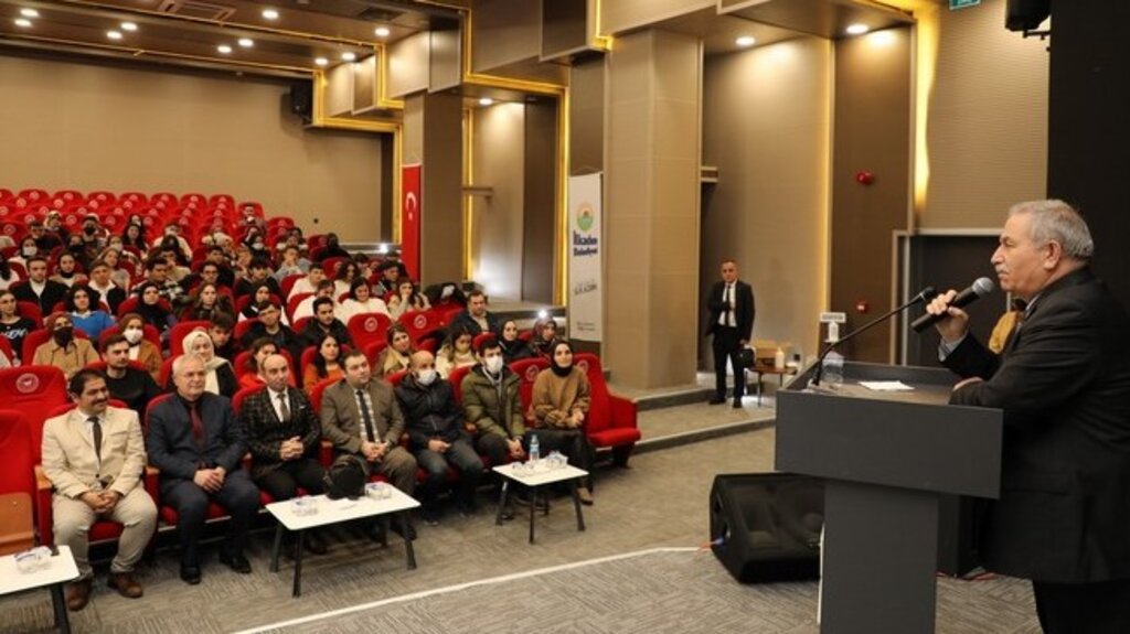 İLKEMLİ Öğrencilere Sınav Kaygısı Semineri Verildi!