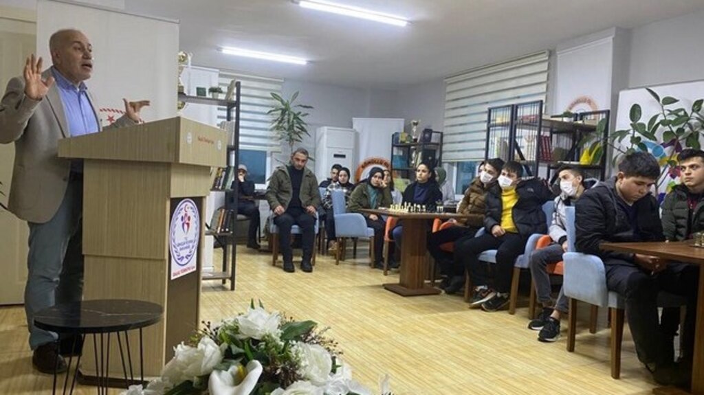 Yavuz Bayram Salıpazarı’nda Gençlerle Buluştu!