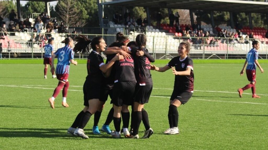 Dişi Kramponların Samsun’daki Play-Out Maçının Tarihi Değişti!
