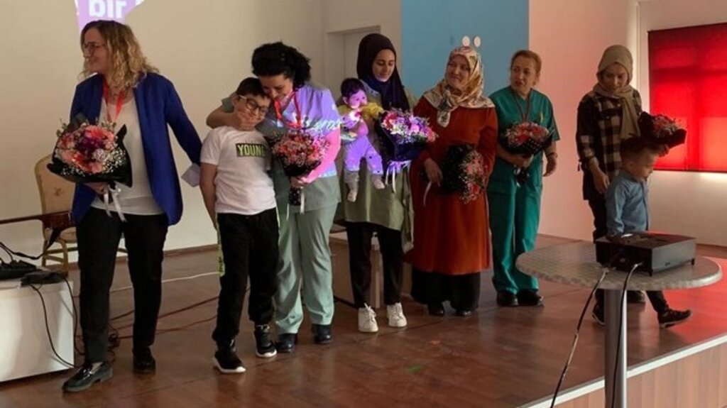 OMÜ Sağlık Bilimleri Fakültesi Ulusal Ebeler Haftası’nı Kutladı!