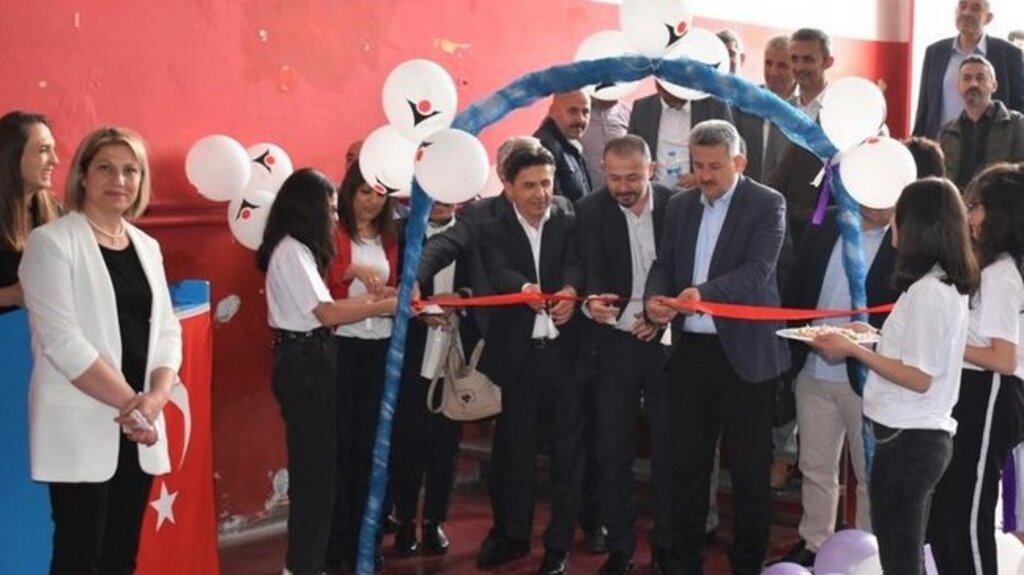Öğrencilerden Samsun’da Renkli Bilim Şenliği!