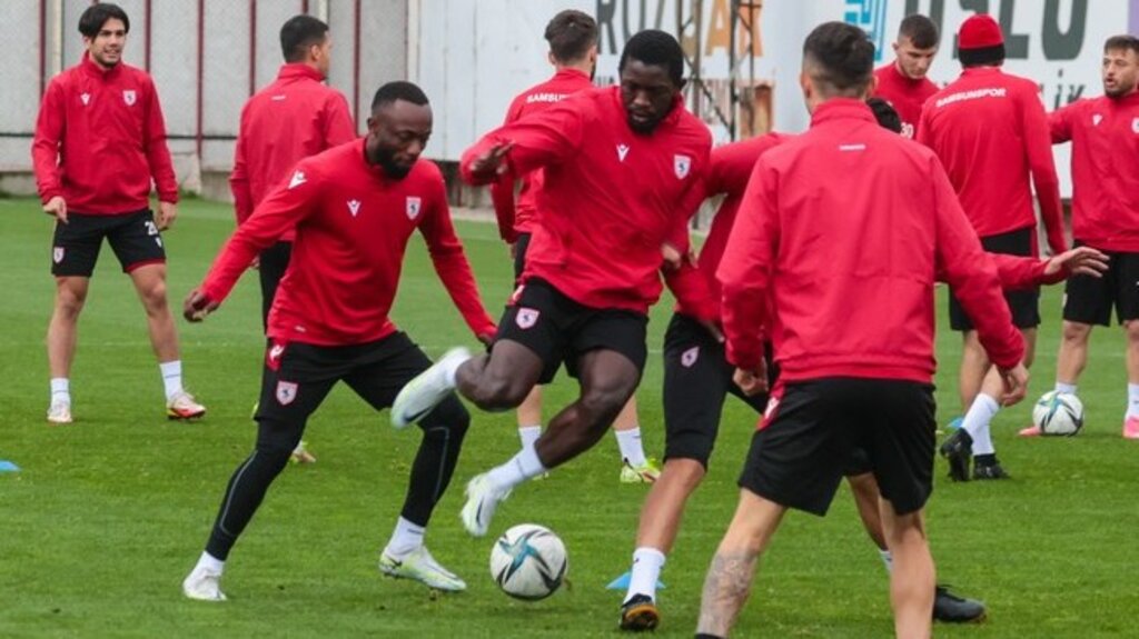 Samsunspor’da Bolu Mesaisi Başladı!