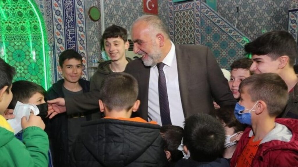 Canik'te Camiye Giden Çocuklar Bisiklet Kazanacak!