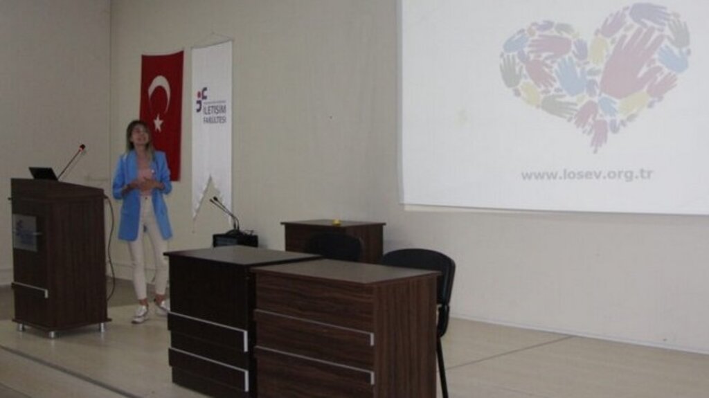 LÖSEV, İletişim Fakültesinde Fayda Semineri Düzenledi!