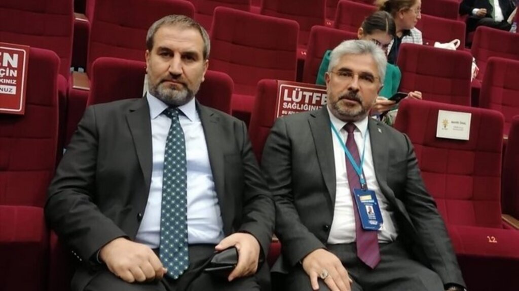 AK Parti'de Mahalle Ve Köy Yönetimlerine Eğitim!
