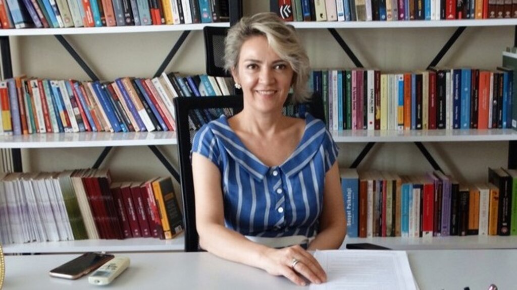 Evliliği Sürdürmek Mi? Boşanmak Mı?