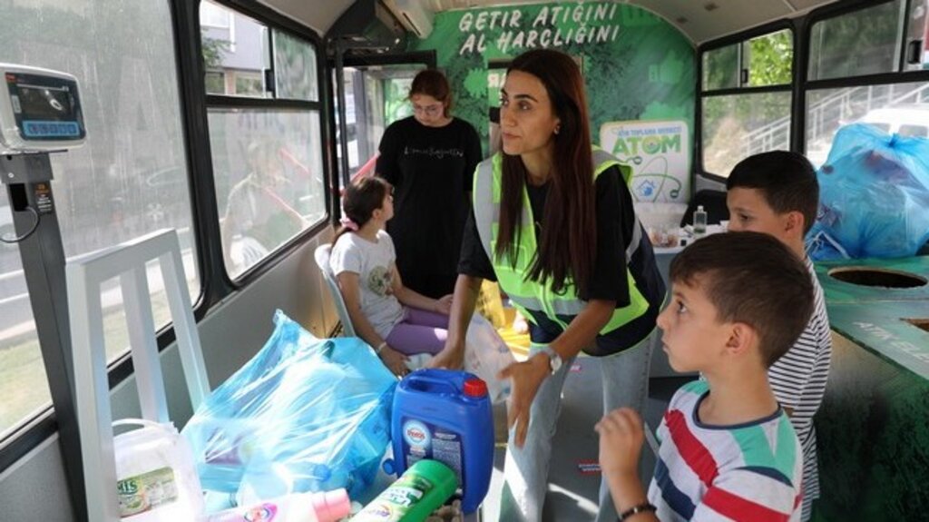 Biriktirilen Atıklar Çekiliş İle Sürpriz Hediyelere Dönüşecek!