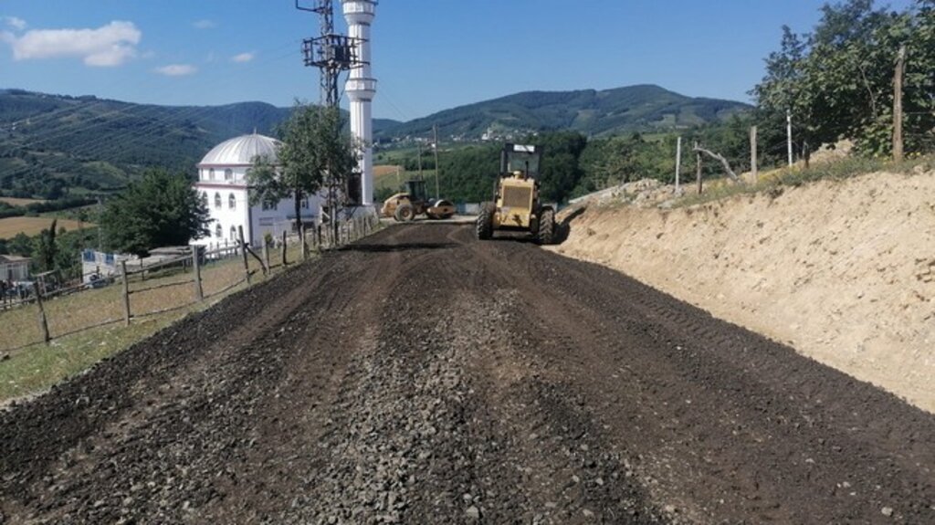 Canik’te Yol Çalışmaları Sürüyor!
