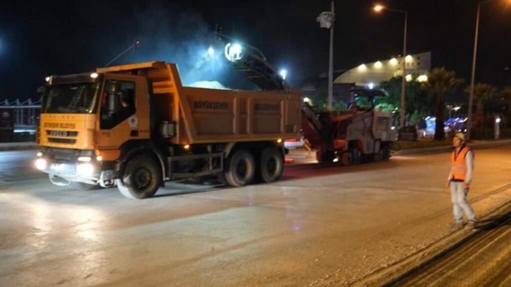 Samsun’da Atatürk Bulvarının Asfaltı Yenileniyor!