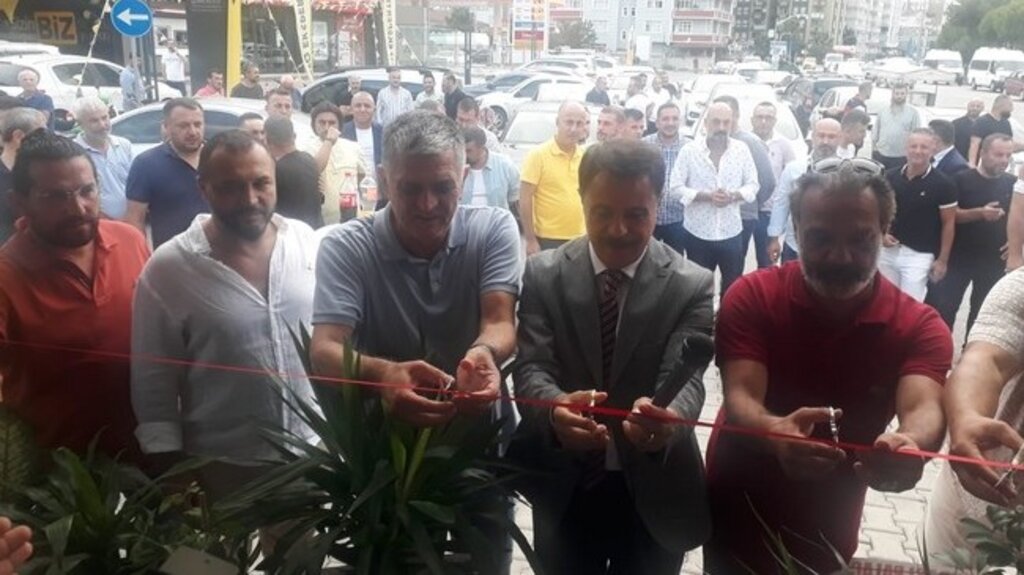 Atakent'e Modern Taksi Durağı!
