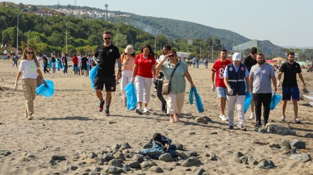 Samsunspor Kıyı Temizleme Etkinliğine Katıldı!