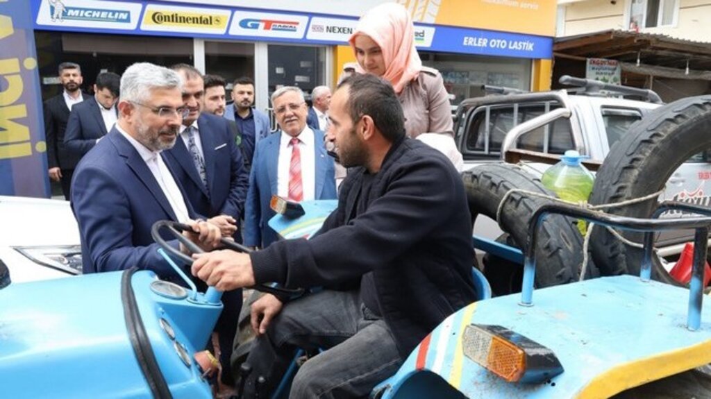 Başkan Aksu, ‘Toplumun Her Kesimiyle Beraberiz’!