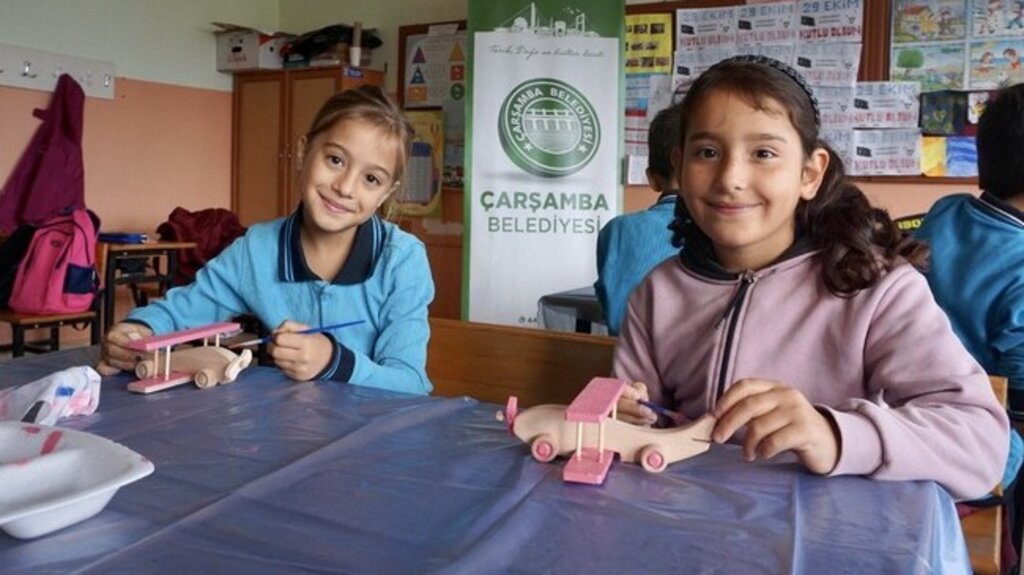 Çarşamba'da Miniklere Ahşap Boyama!