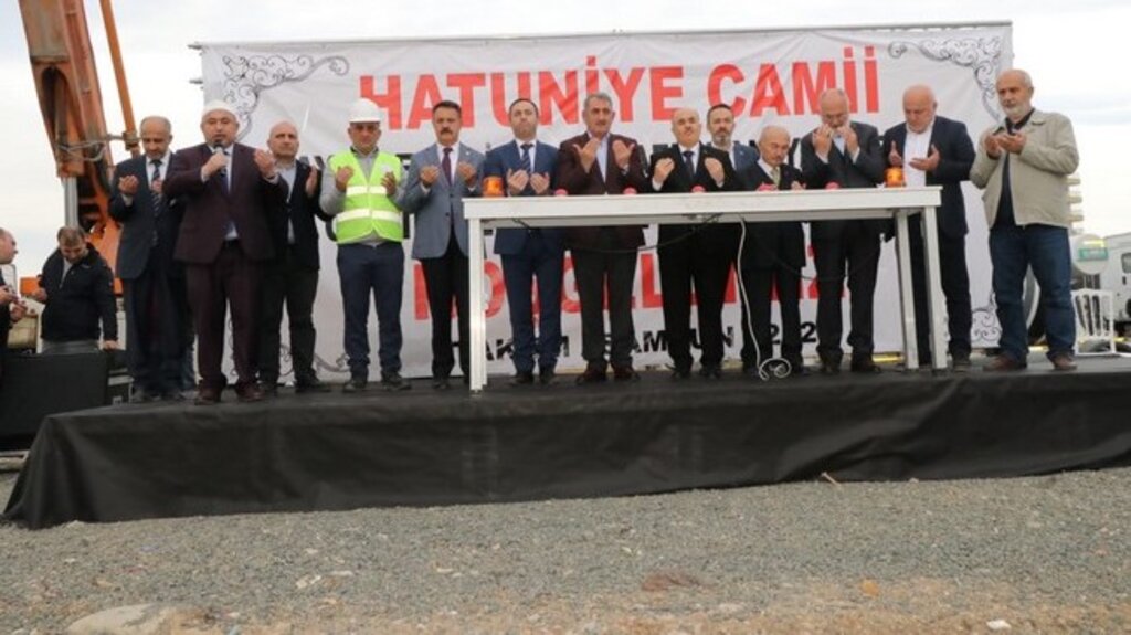 Hatuniye Camii'nin Temeli Dualarla Atıldı!