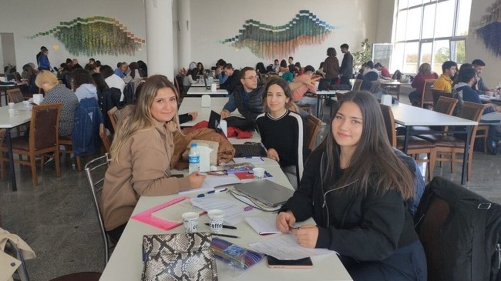 Lisans Öğrencilerine Yönelik Proje Yazma Eğitimleri Başladı!