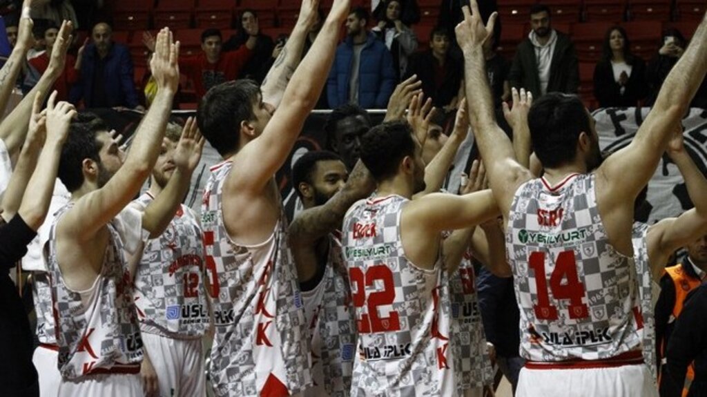 Samsunspor Basketboldan Gölbaşı’na Farklı Tarife!