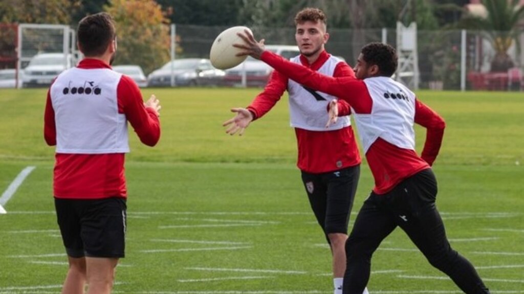 Samsunspor’da Denizlispor Hazırlıkları Kutlamayla Başladı!