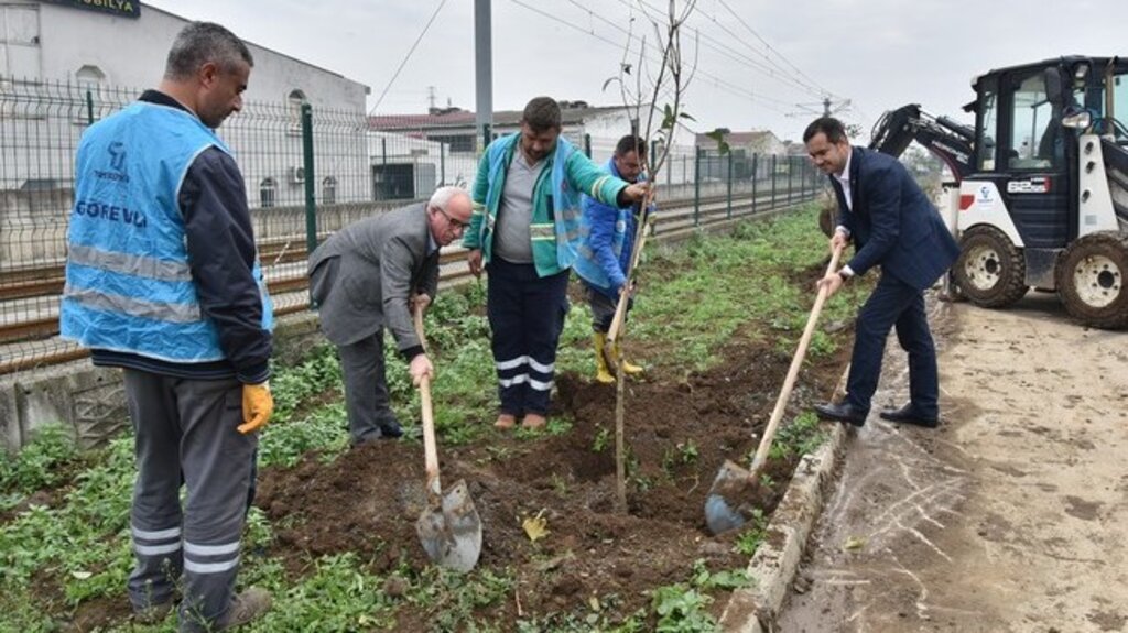Tekkeköy’de 1500 Fidan Toprakla Buluştu!