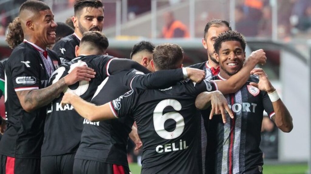 Samsunspor İkinci Sıraya Yerleşti!