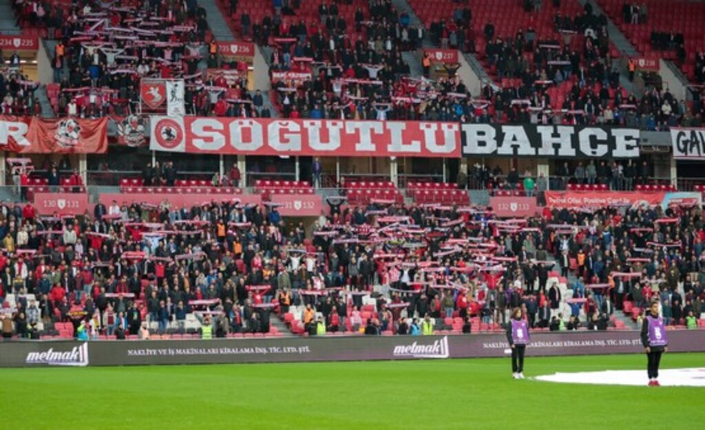 Samsunsporlu Taraftarlar Ata İçin Harekete Geçti!