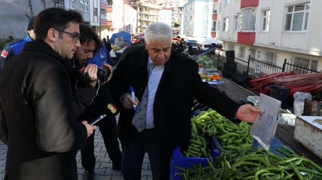 İlkadım Zabıtadan Semt Pazarlarında Etiket Kararı!