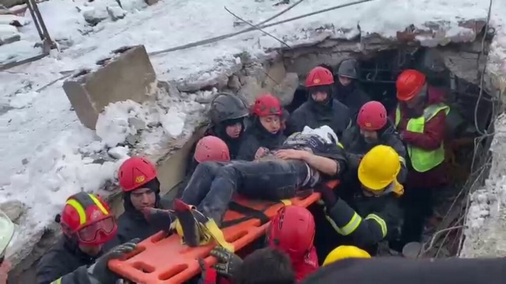 Kahramanmaraş'ta 53 Saat Sonra Gelen Mucize!