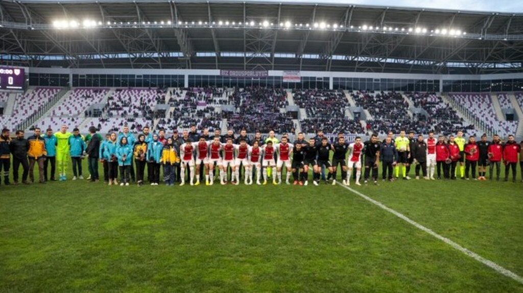 Ordu’da Futbol Depremzedeler İçin Oynandı!