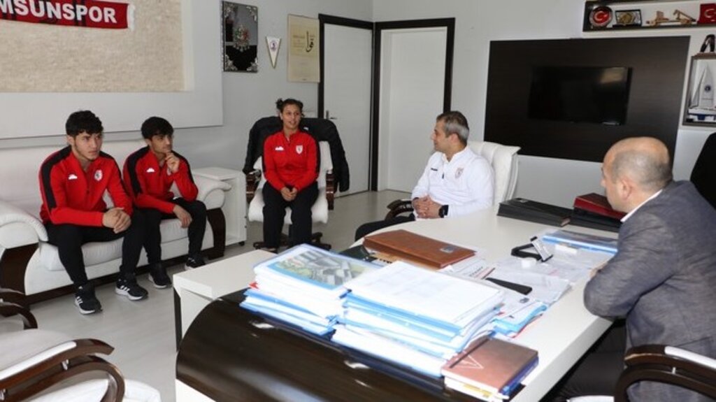 Dereci Samsunspor’un Başarılı Sporcularını Ağırladı!