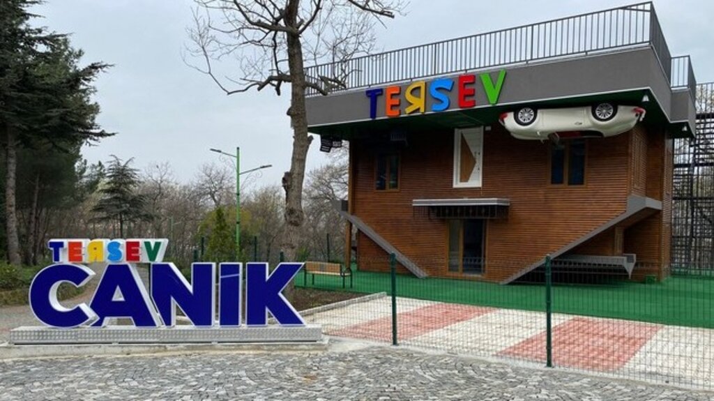 ‘Canik Ters Ev’ Ziyaretçilerini Bekliyor!