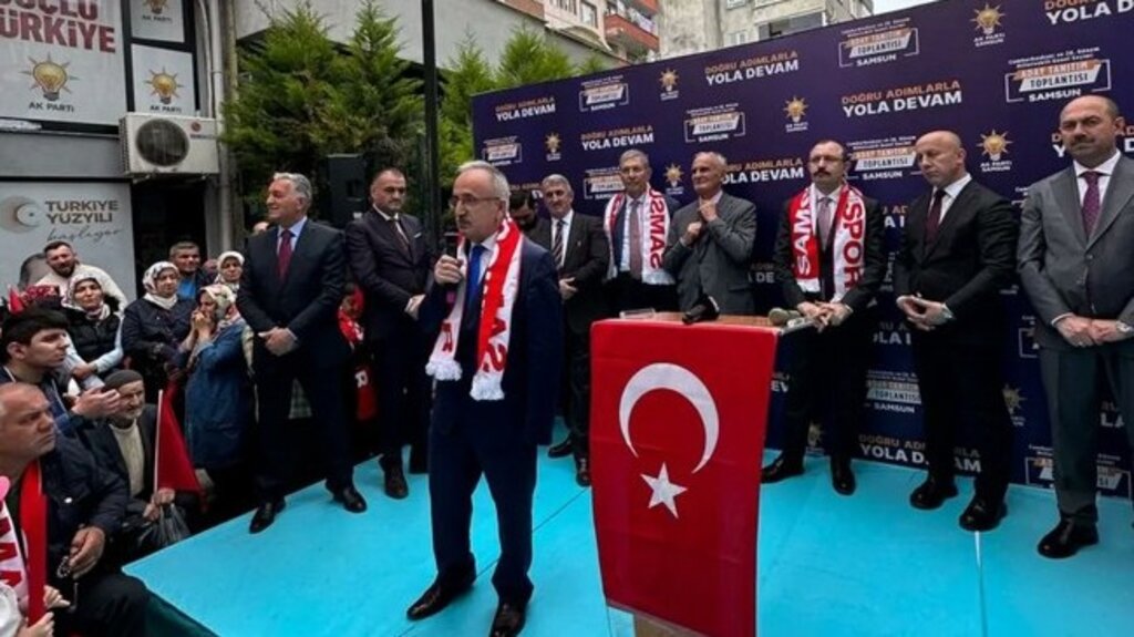 Başkan Köse, ‘Milletimiz Onlara Kim Bunlar Diye Bakıyor’!