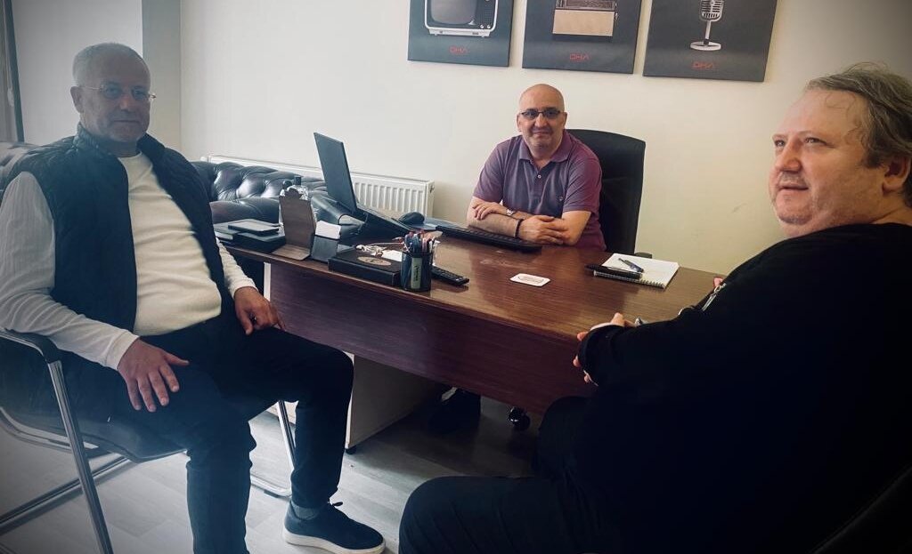Cemiyet'ten Sandıkçı'ya Kutlama!
