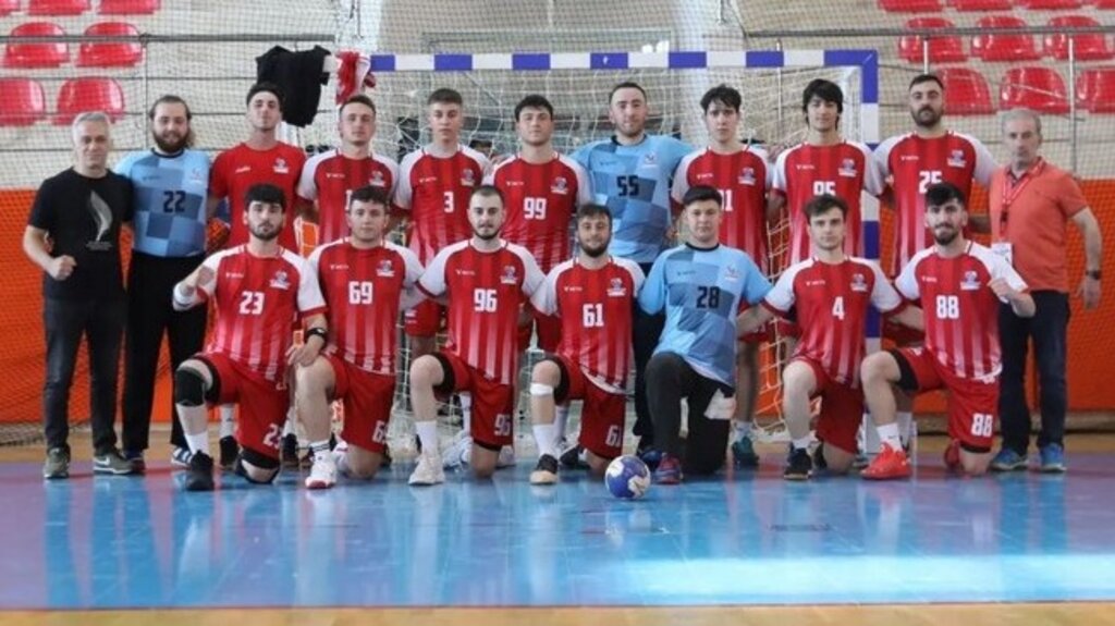 Tekkeköy Hentbolda Lig Atladı!