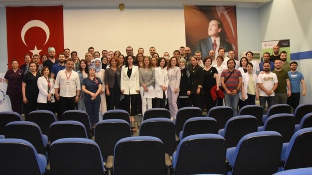 OMÜ Tıp Fakültesi’nde Skolyoz Farkındalık Paneli Yapıldı!