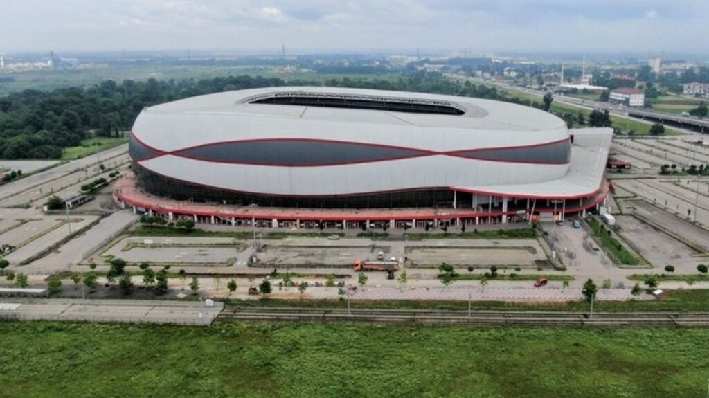 Stadyum Çevresinde Milli Maç İçin Büyük Hazırlık!