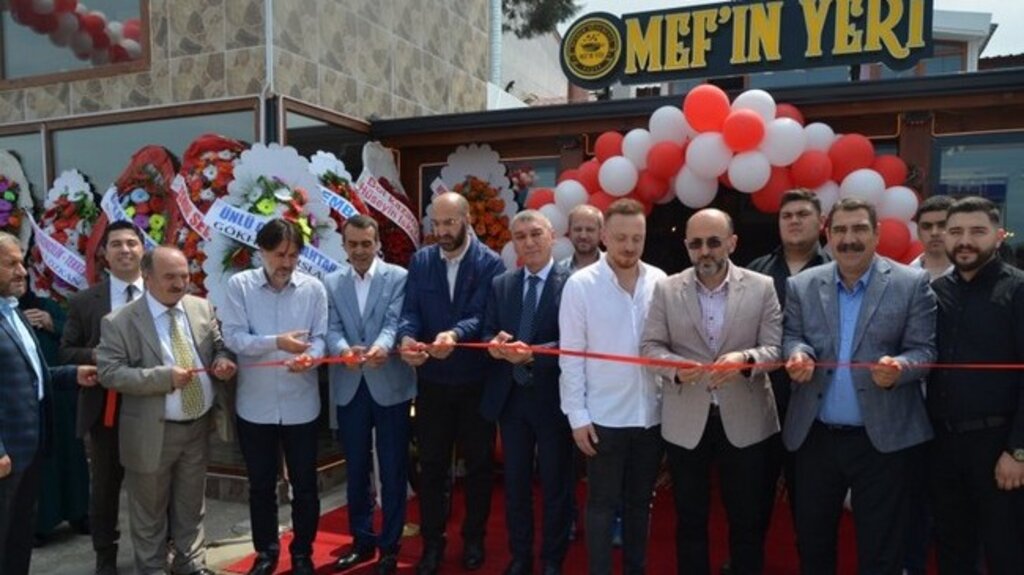 Ünlü Menemenci MEF’in Yeri Açıldı!