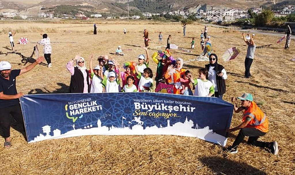 Samsun Büyükşehir'den Afetzede Çocuklar İçin Uçurtma Şenliği!