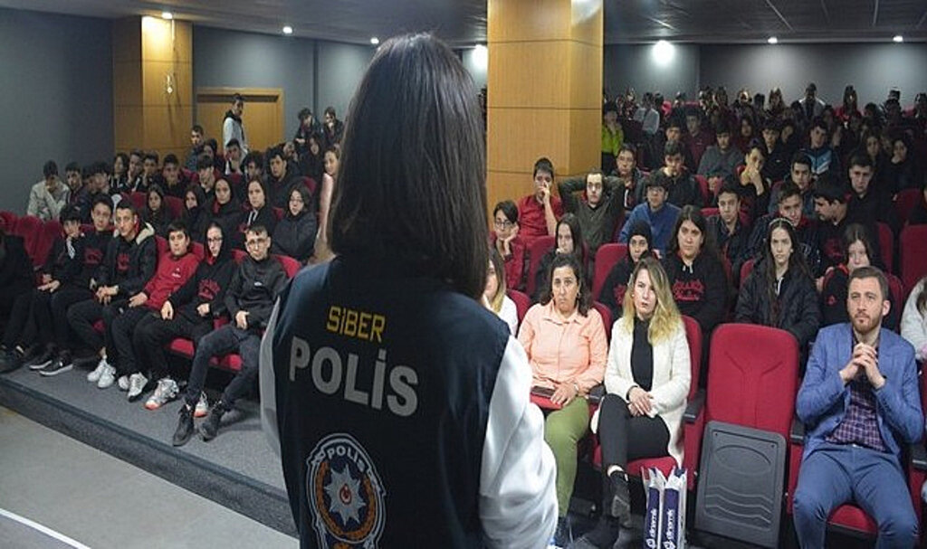 Samsun’da Bilişim Suçlarıyla Mücadele Devam Ediyor!