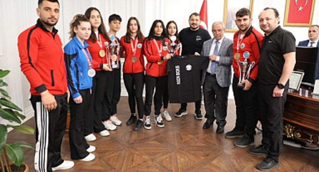 Samsunlu Sporcular Mardi’nden 4 Altın, 3 Gümüş, 6 Bronz Madalya İle Döndü!