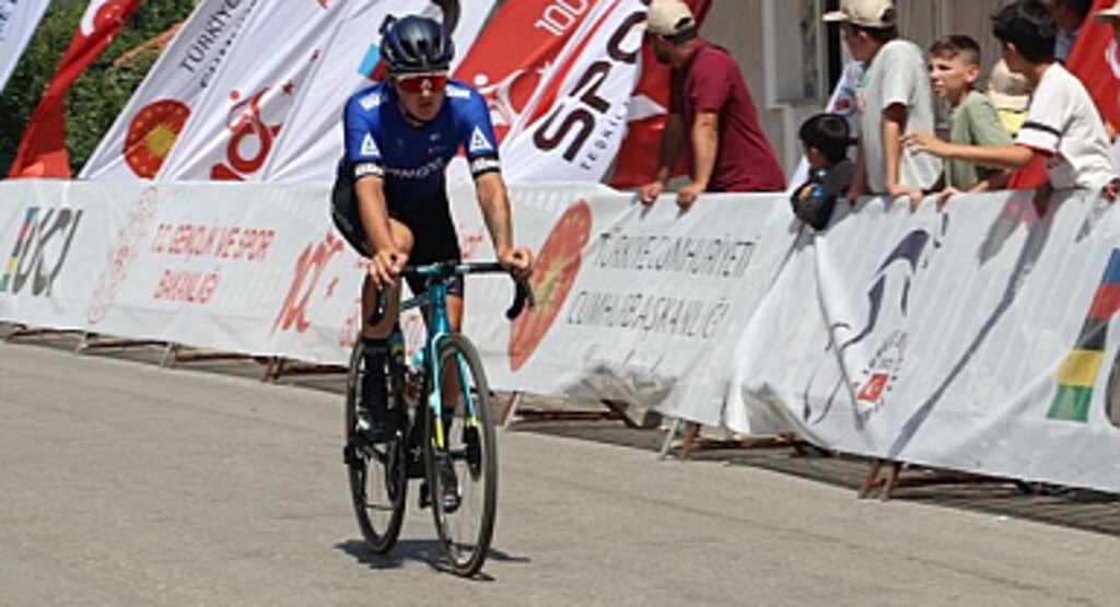 Bisikletçiler Havza’ya Geldi!