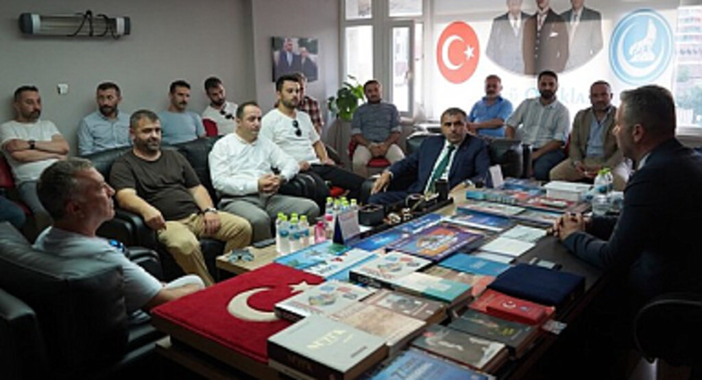 MHP Samsun'dan Ülkü Ocakları'na İade-İ Ziyaret!