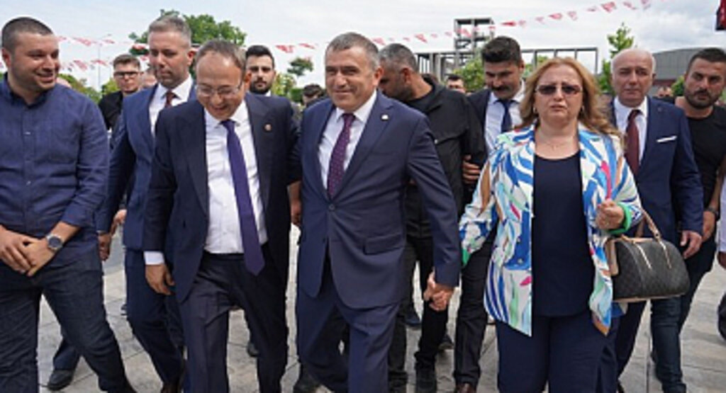 MHP Samsun İl Yönetimi Partililere Tanıtıldı!