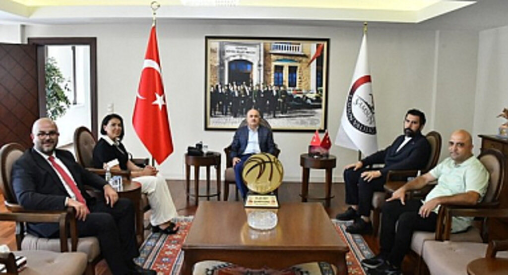 Samsunspor’dan Vali Dağlı’ya Ziyaret!