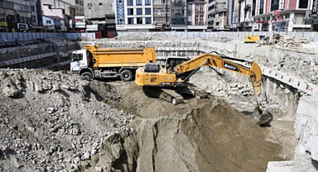 Anakent Otopark Ve Meydan Projesi Hızla Yükseliyor!