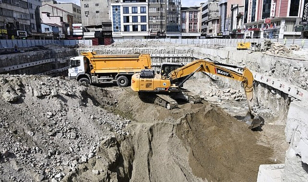 Anakent Otopark Ve Meydan Projesi Hızla Yükseliyor!