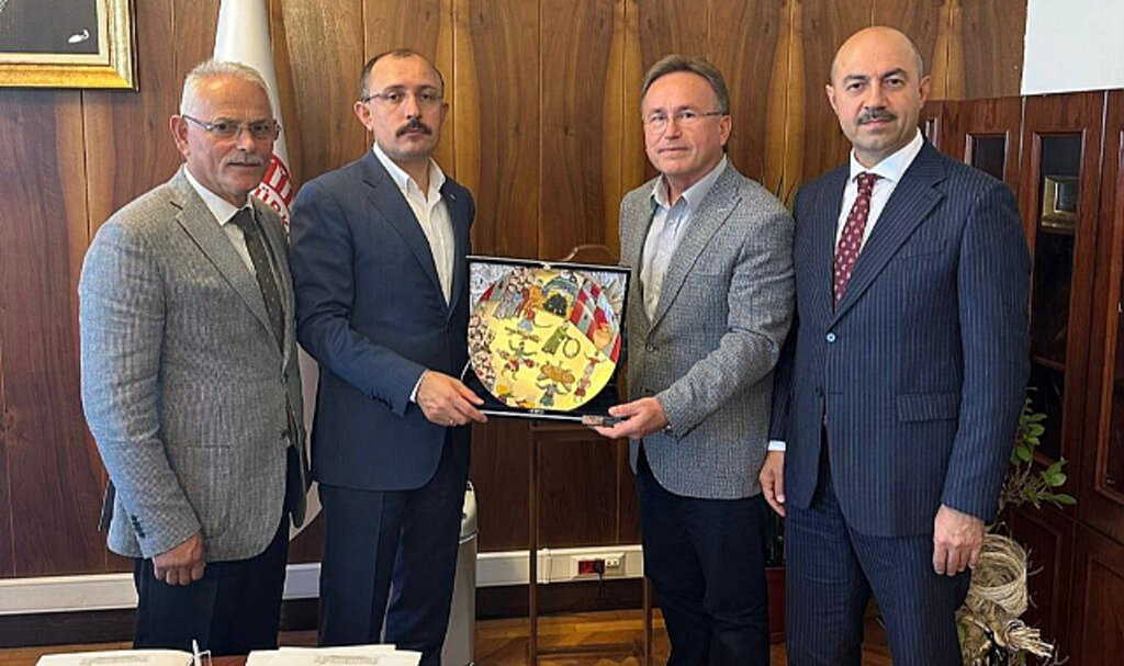 Türkiye Minibüs Piyasasının Vitrini Değişiyor!